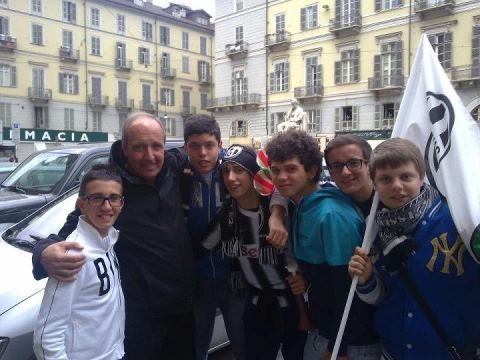 giampiero-ventura-con-i-tifosi-della-juve.jpg