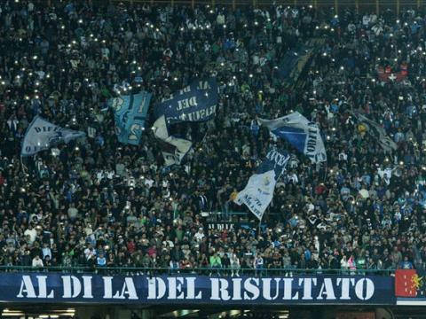 Ultras-curva-B-napoli.jpg